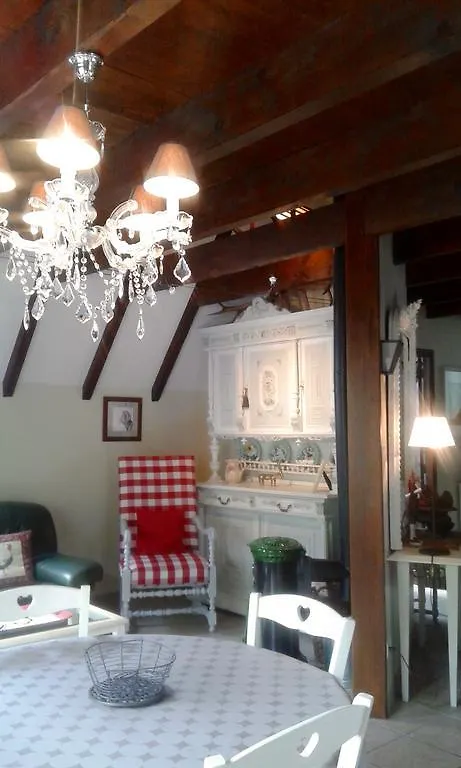 Gîte Villa La Grange du Cerf à Saint-Julien-de-Jordanne
